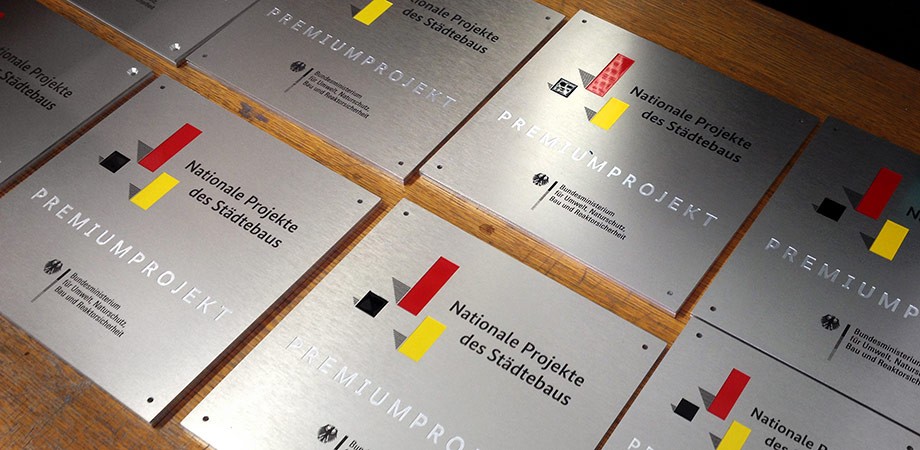 Plaketten für die Nationalen Projekte des Städtebaus 2015 ff